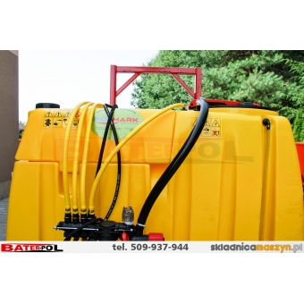 Opryskiwacz zawieszany Polmark 600L 12M stabilizacja hydrauliczna,podnoszenie hydrauliczne  